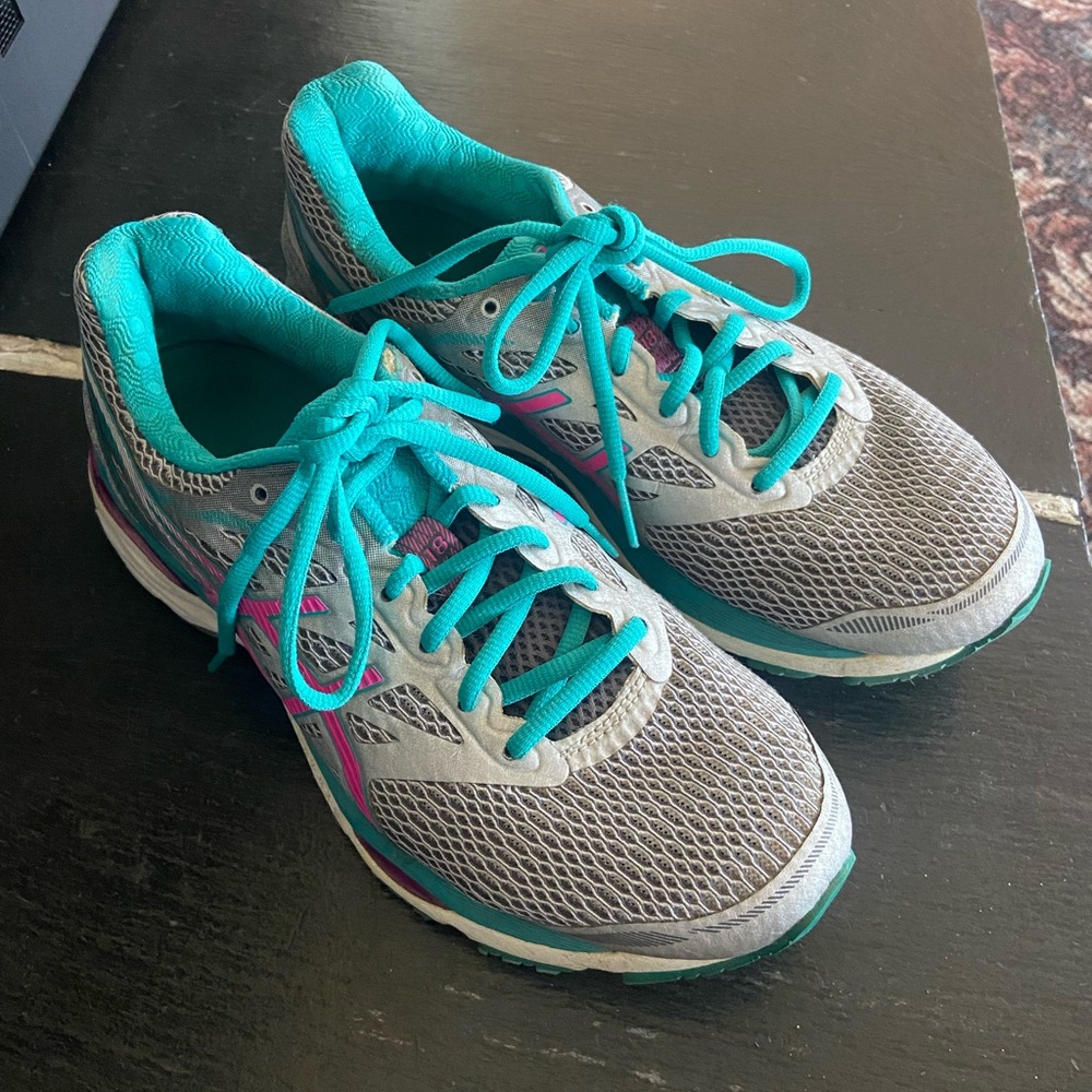 Women’s Asics GEL-CUMULUS 18 Runners